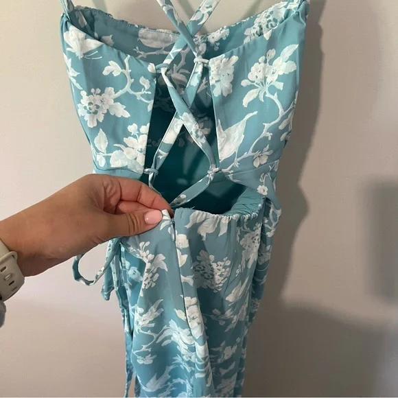 ABERCROMBIE BLUE FLORAL MILKMAID LACE BACK MIDI DRESS - Picture 9 of 13